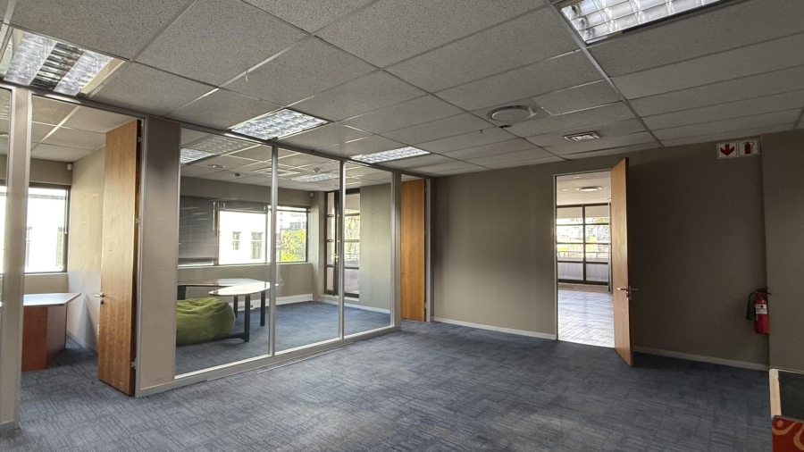To Let Commercial Property for Rent in De Waterkant Western Cape